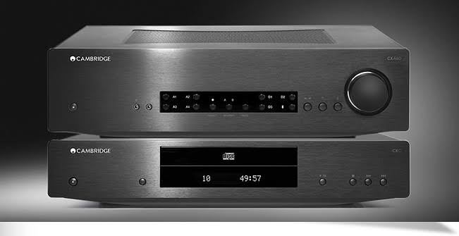 Integrated Amplifier (Black) O997738