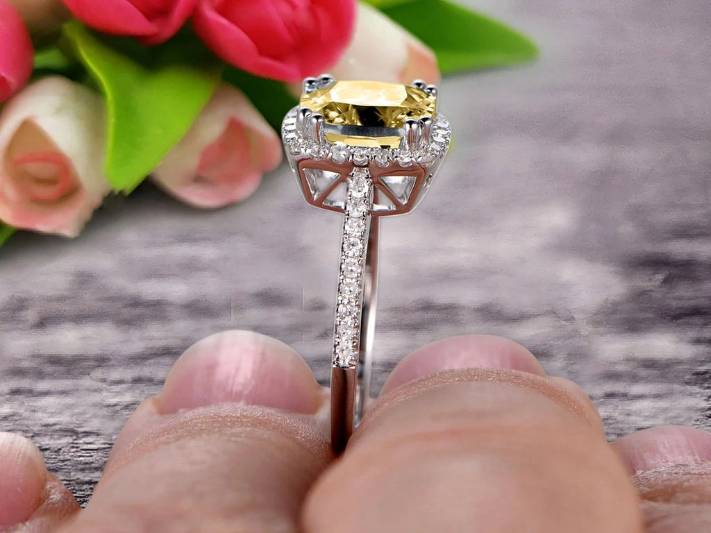 10k White Gold Halo Engagement Ring T600