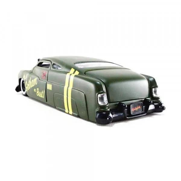 Mercury 1951 Metal Car & Figure Set K46909