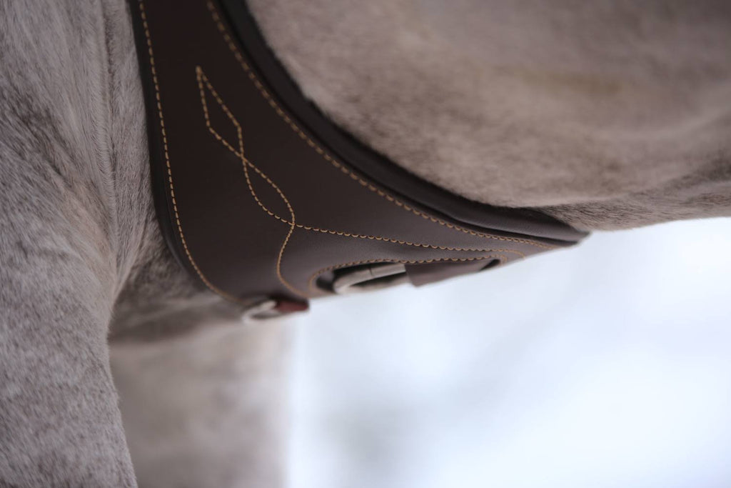 Anatomical Saddle Girth J68632