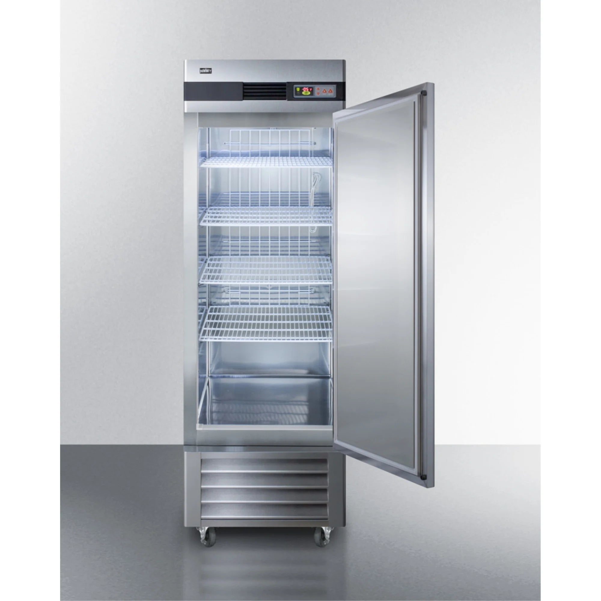 Upright Freezer X4111