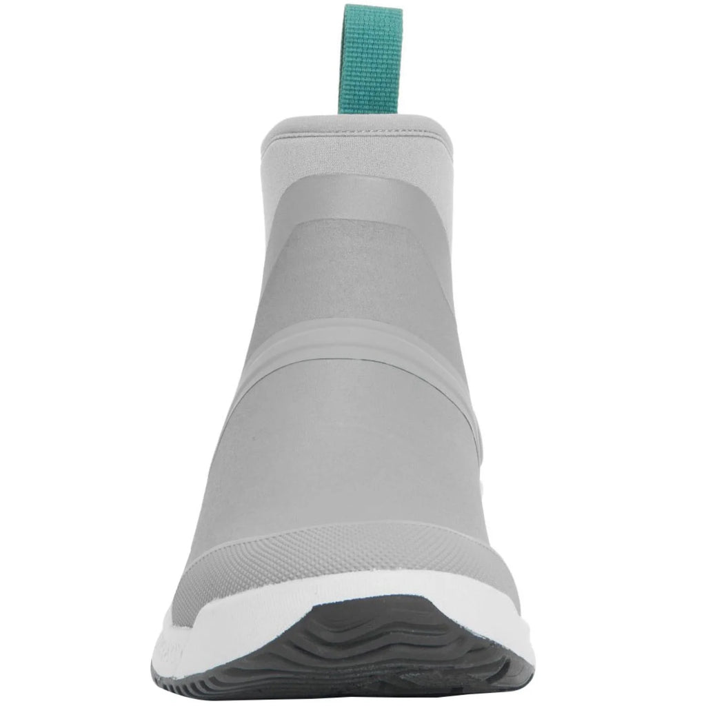Frost Gray Chelsea Boots Y1357