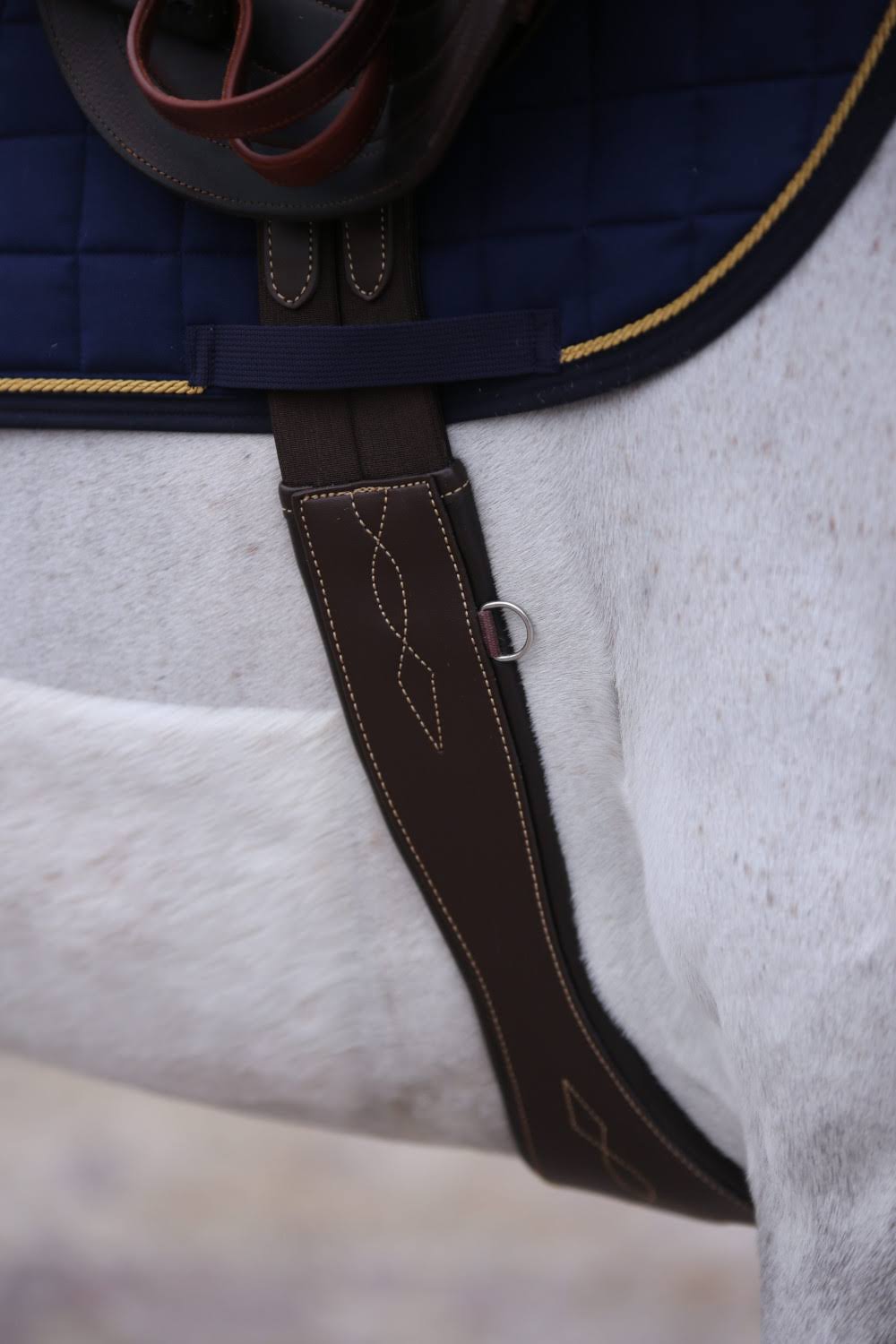 Anatomical Saddle Girth J68632