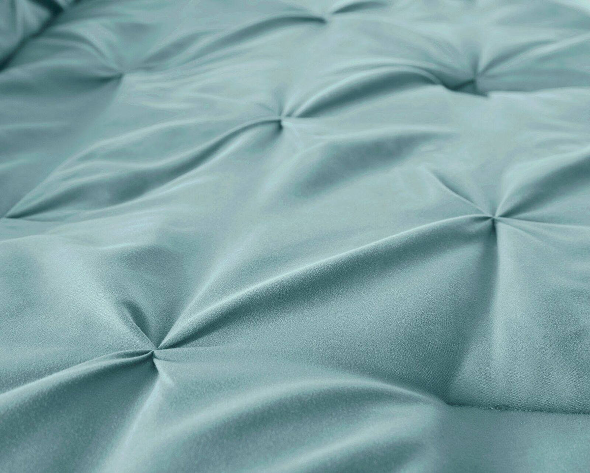 7 Piece Set Gray California King Comforter H792