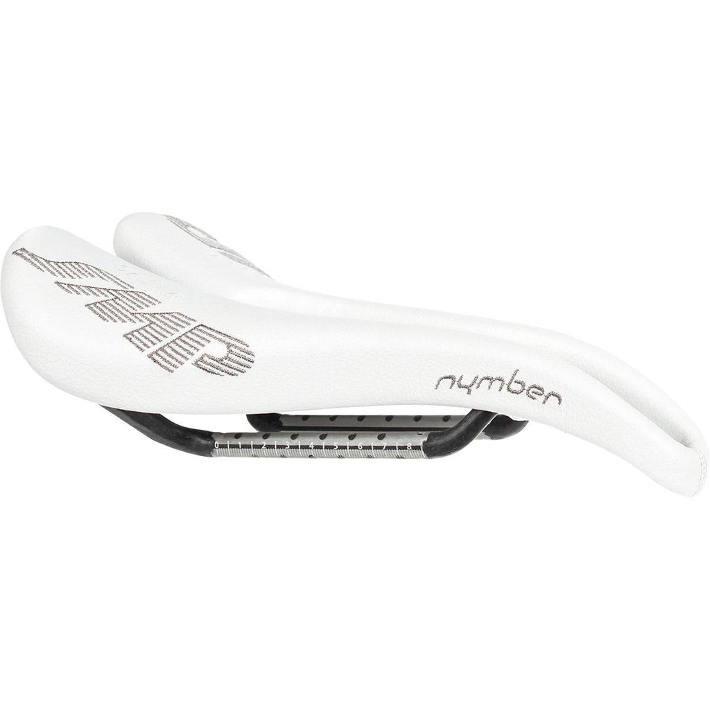 White Carbon Saddle L2822