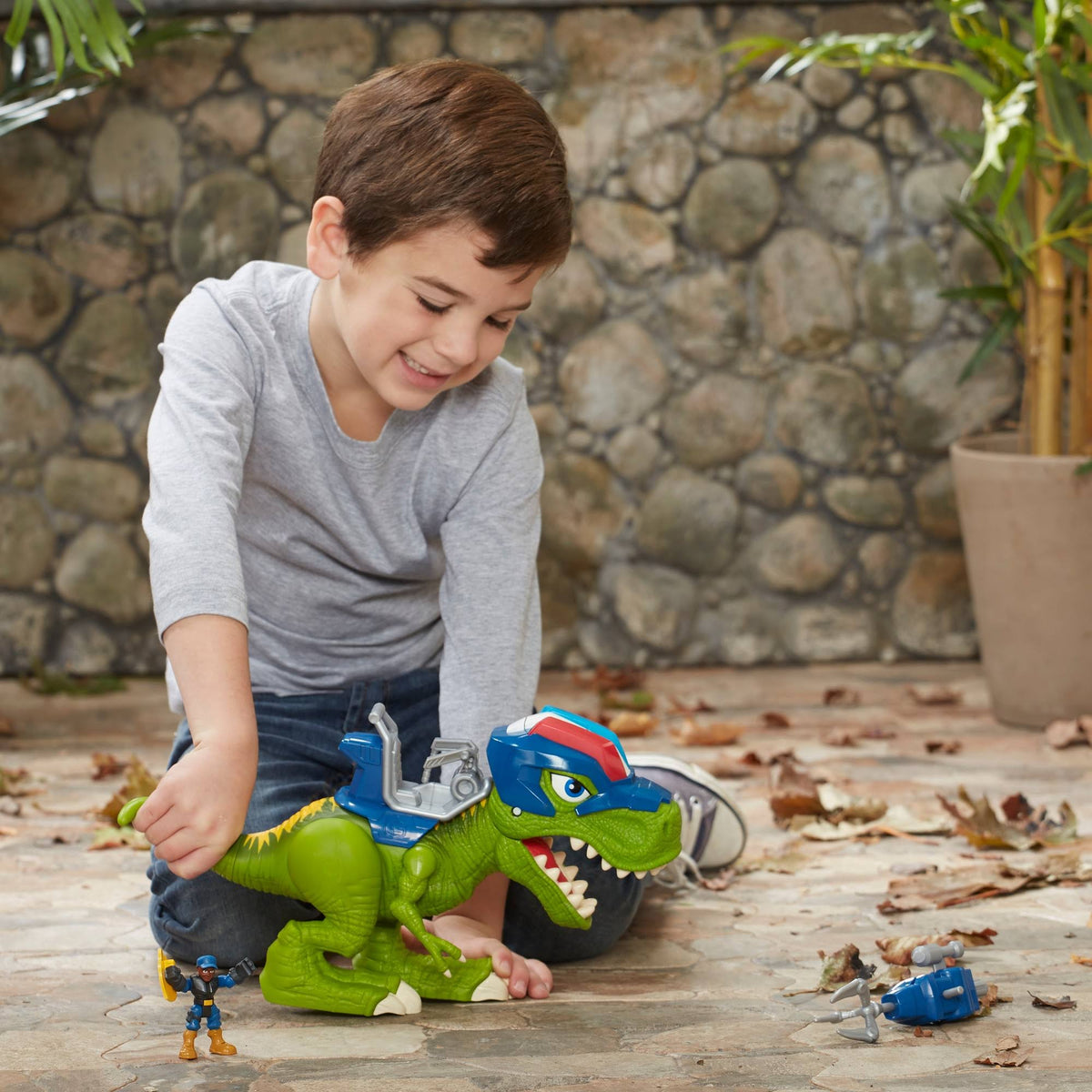 Troopersaurus and Bobby Badge K743575