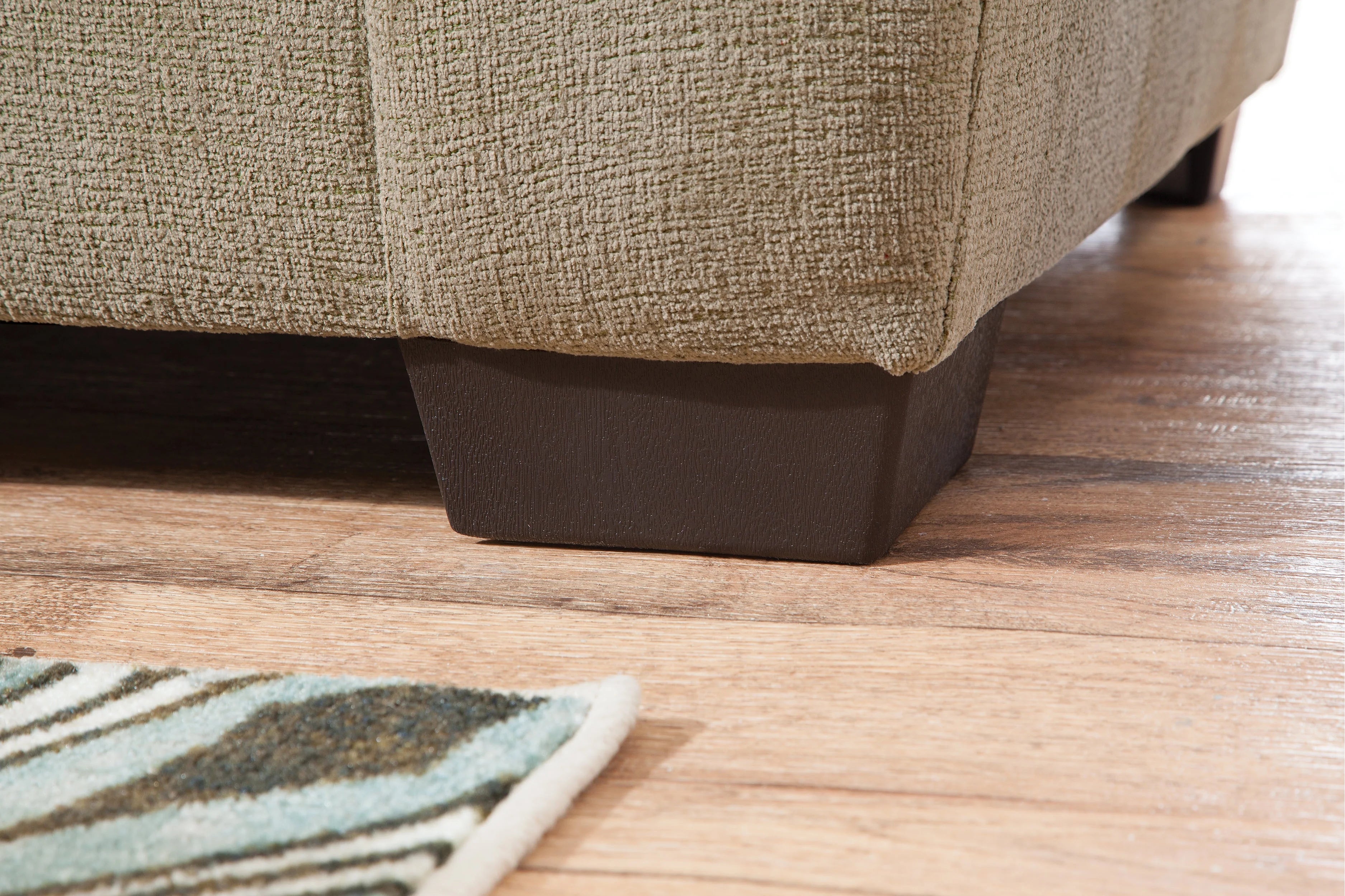 Soft Green Chenille Loveseat Q45395