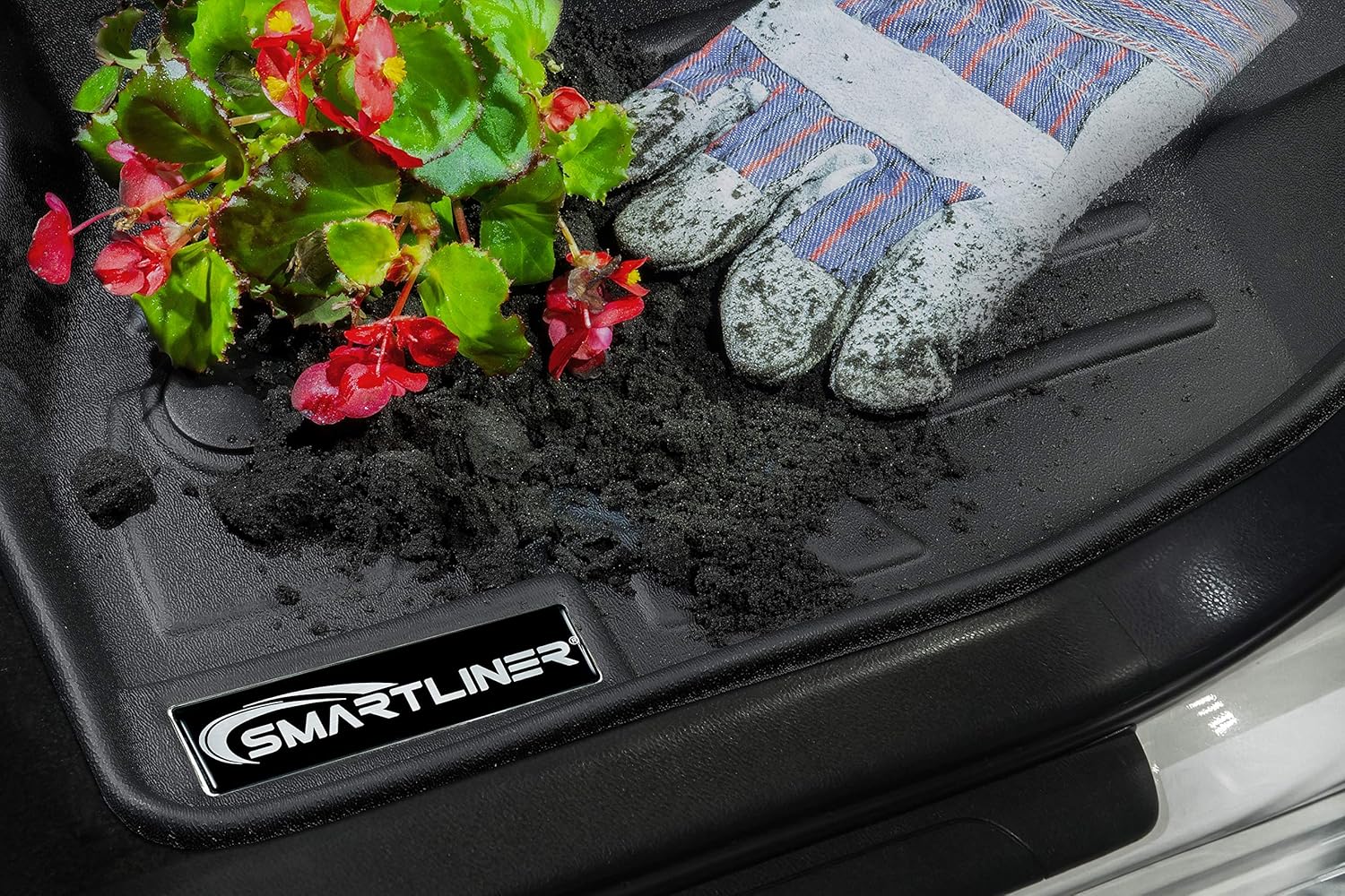 Black Floor Mats and Cargo Liner Set F9989