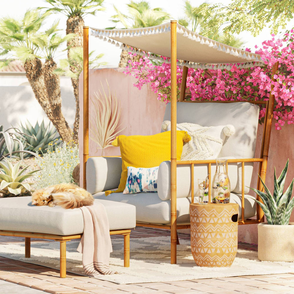 White Patio Accent Chair Q33392