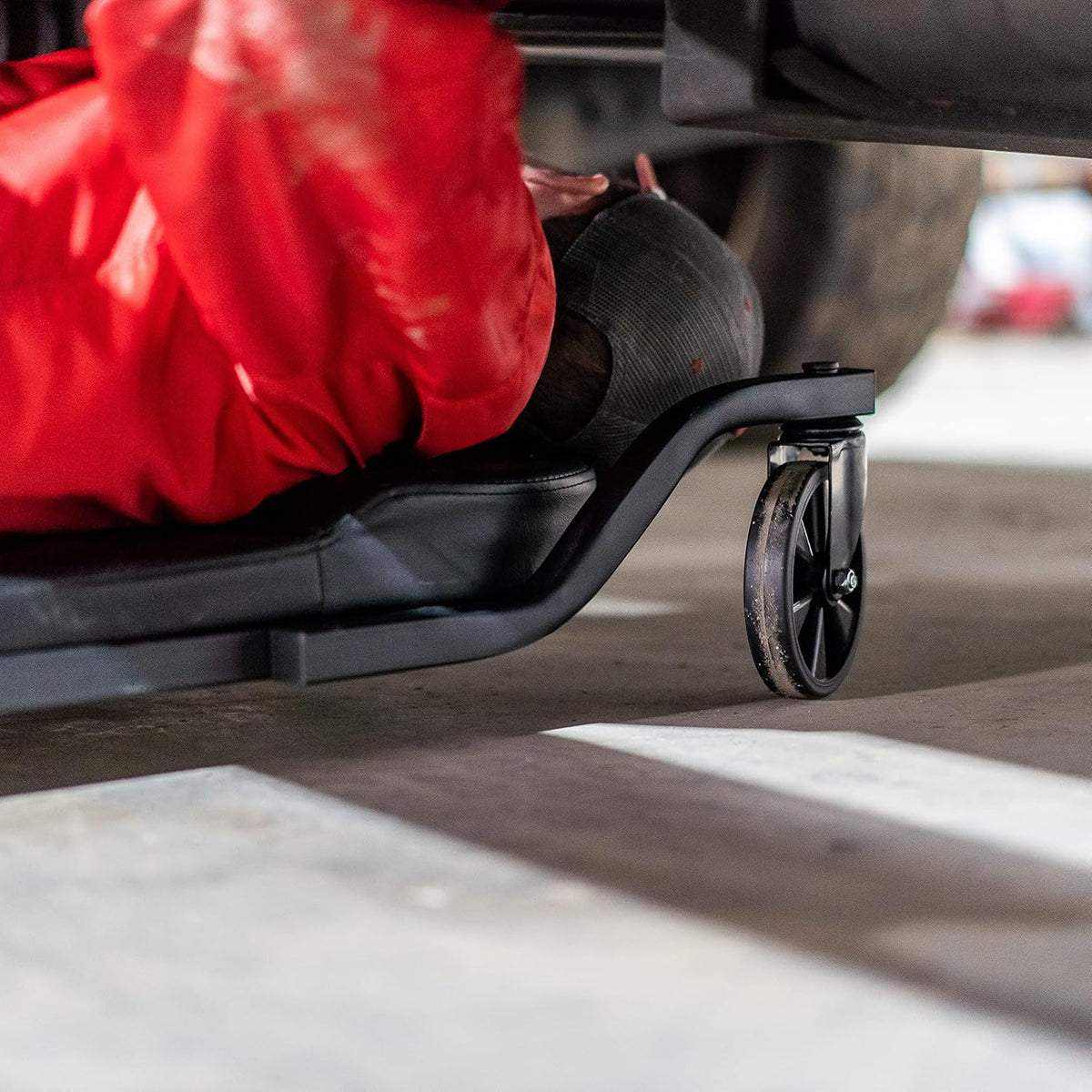 Black Low Profile Automotive Creeper with All-Terrain Casters K154