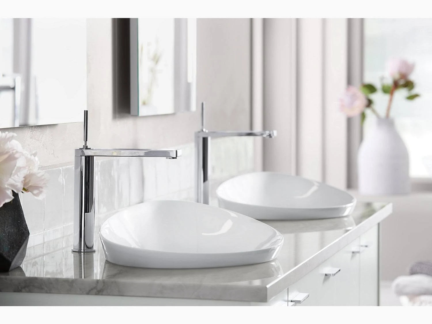 Black Vessel Bathroom Sink Y114