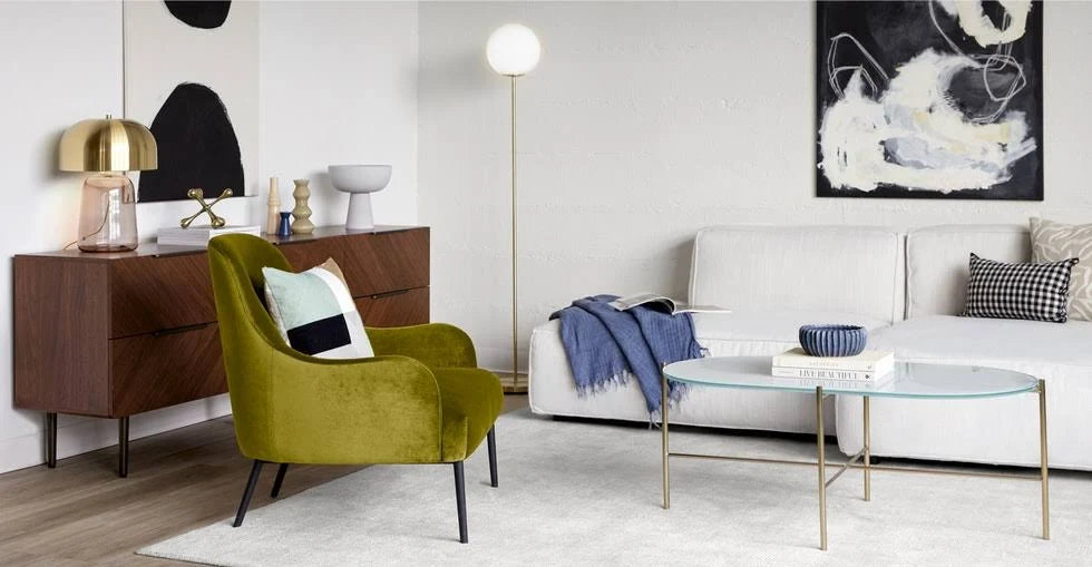 Green Velvet Armchair with Black Metal Legs S136