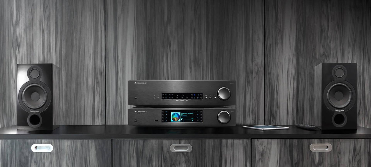 Integrated Amplifier (Black) O997738